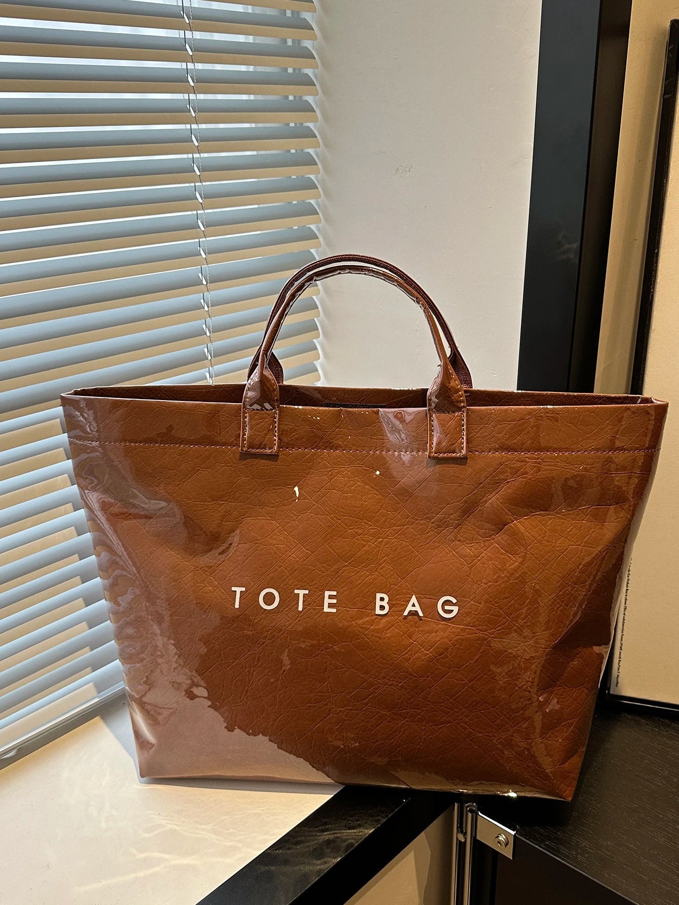 SEAME - Giselle Large Capacity Tote Bag - Lightweight Eco - Friendly Beach Bag with Magic Tape Closure Brown