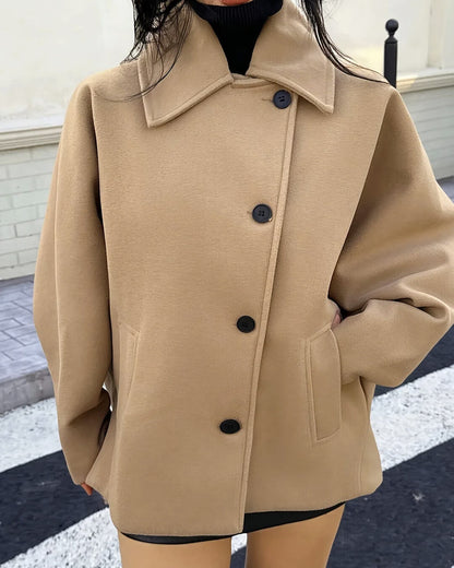 Abrigo tipo trench con cuello Cece