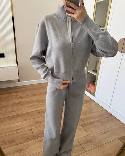 SEAME - Clarisse Set - Cozy Knitted Jacket and Wide Leg Trousers Black M